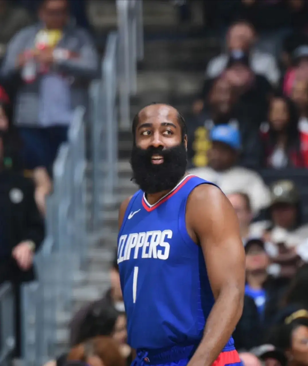 南宫体育- 哈登连续十五场比赛得分超过最后时刻胜出，曼联不断突破！比赛高潮迭起