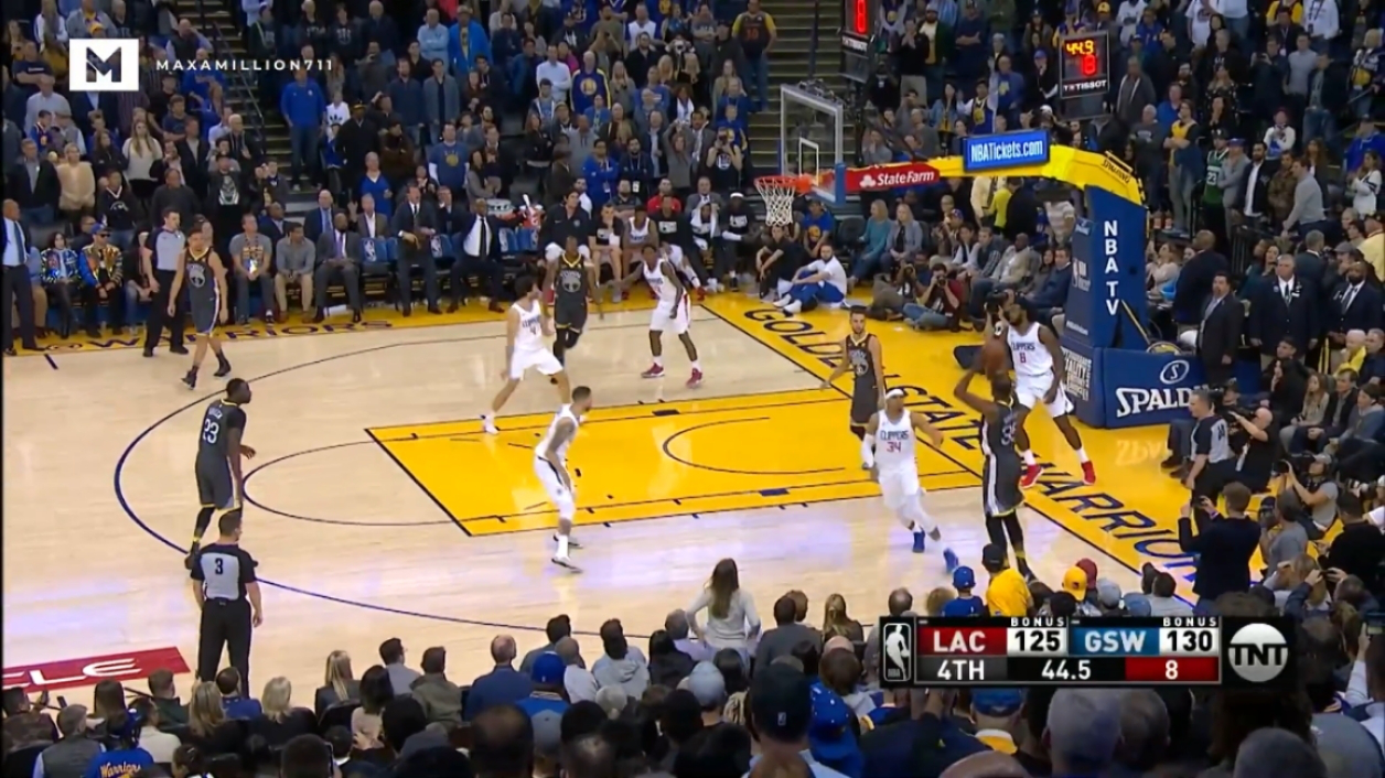 NG体育-杜兰特迎来三赛季高光表现，勇士球迷沸腾！的简单介绍